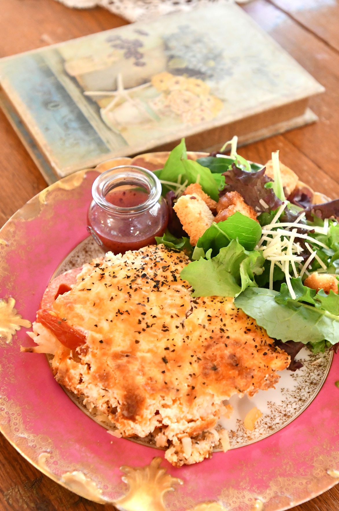 Elegant oasis Visit historic Dunnellon for treats at Sweeties’ cafe