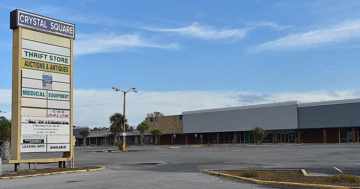 Crystal River Property Owner Discuss Fate Of Blighted Crystal Square Shopping Plaza Local News Chronicleonline Com Crystal River Property Owner Discuss Fate Of Blighted Crystal Square Shopping Plaza Local News Chronicleonline Com