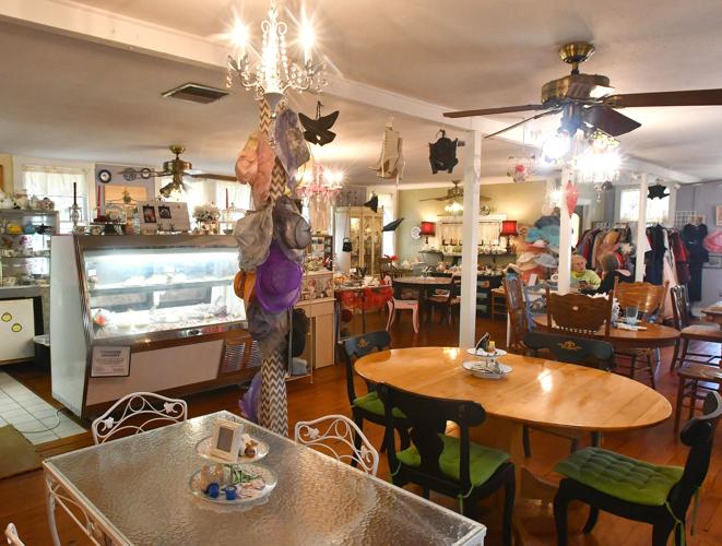 Elegant oasis Visit historic Dunnellon for treats at Sweeties’ cafe