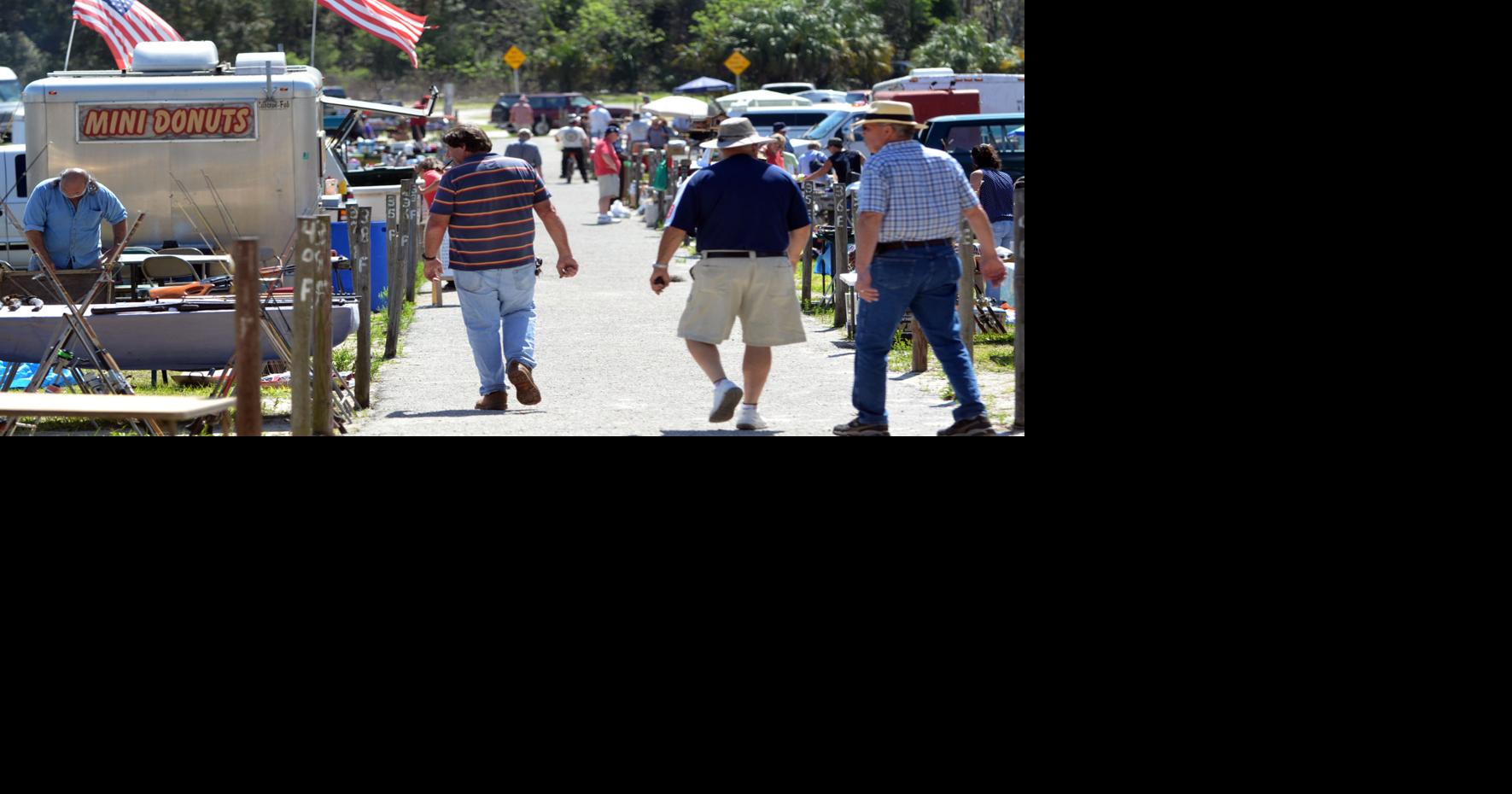 Flea-market frenzy | Local News | chronicleonline.com