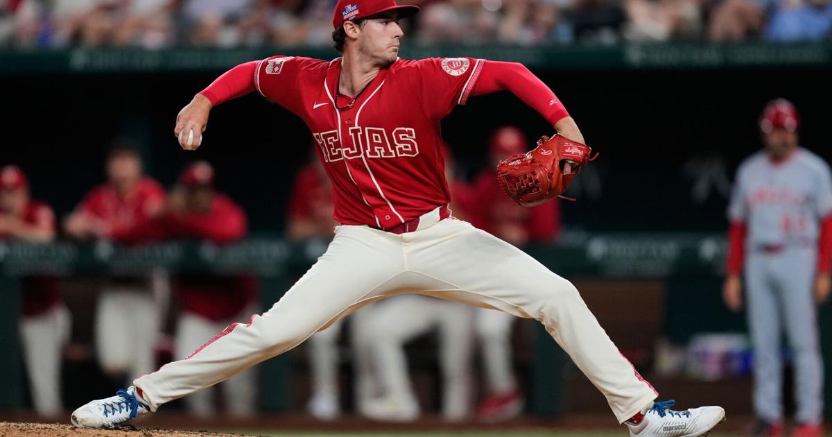 Texas Rangers put relievers Cole Winn and Peyton Gray on 15-day injured list