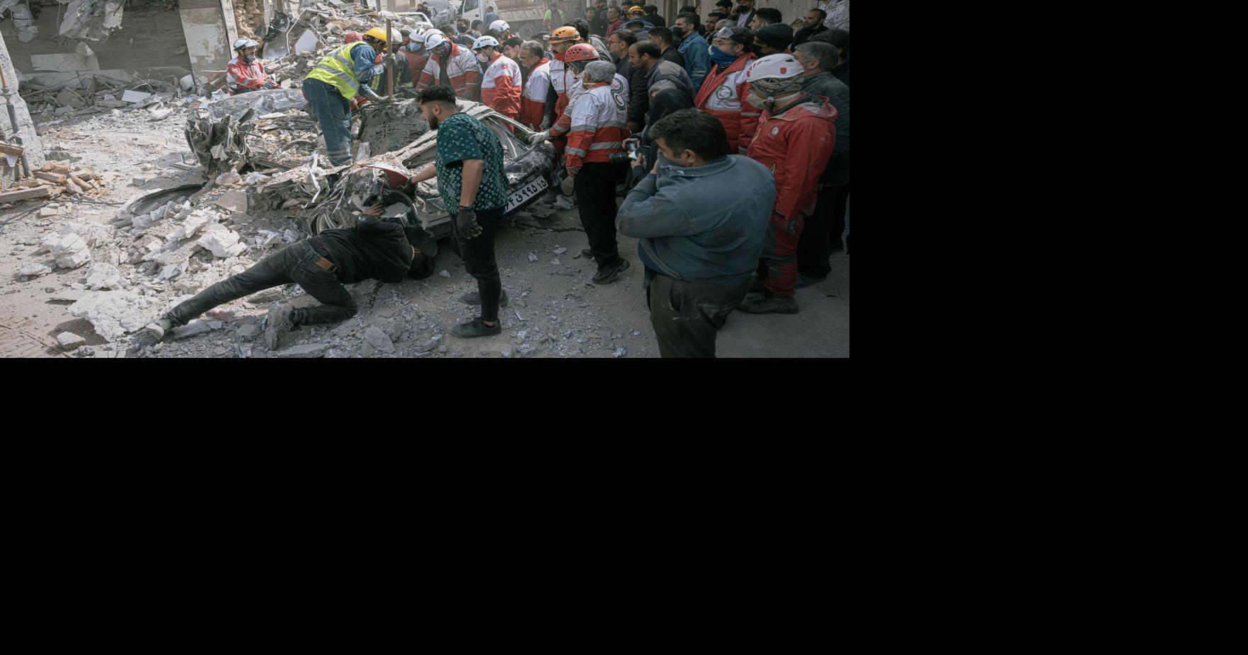 US deploys 2,000 paratroopers to Middle East amid Iran tensions | Quick Digest