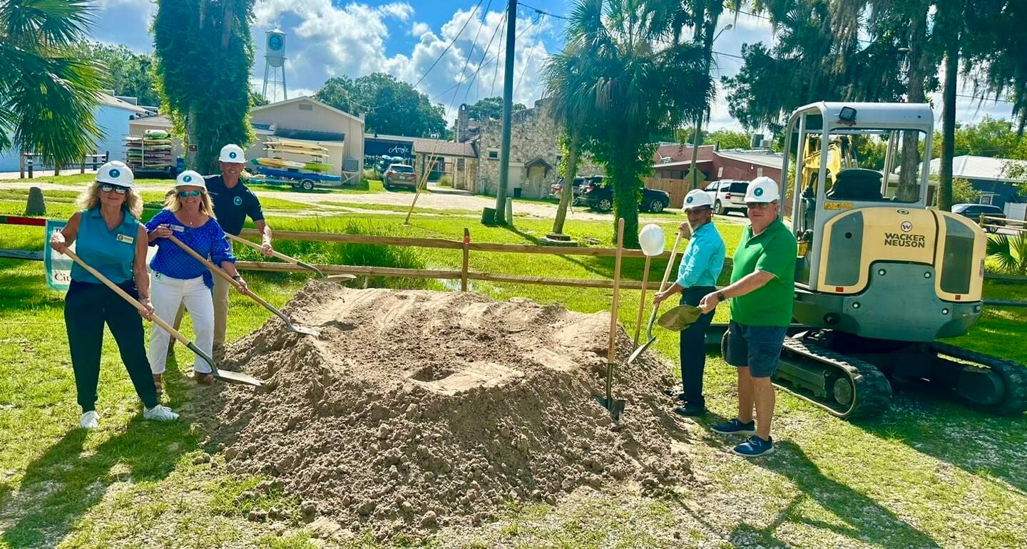 Crystal River holds groundbreaking ceremony for new, paved parking lot