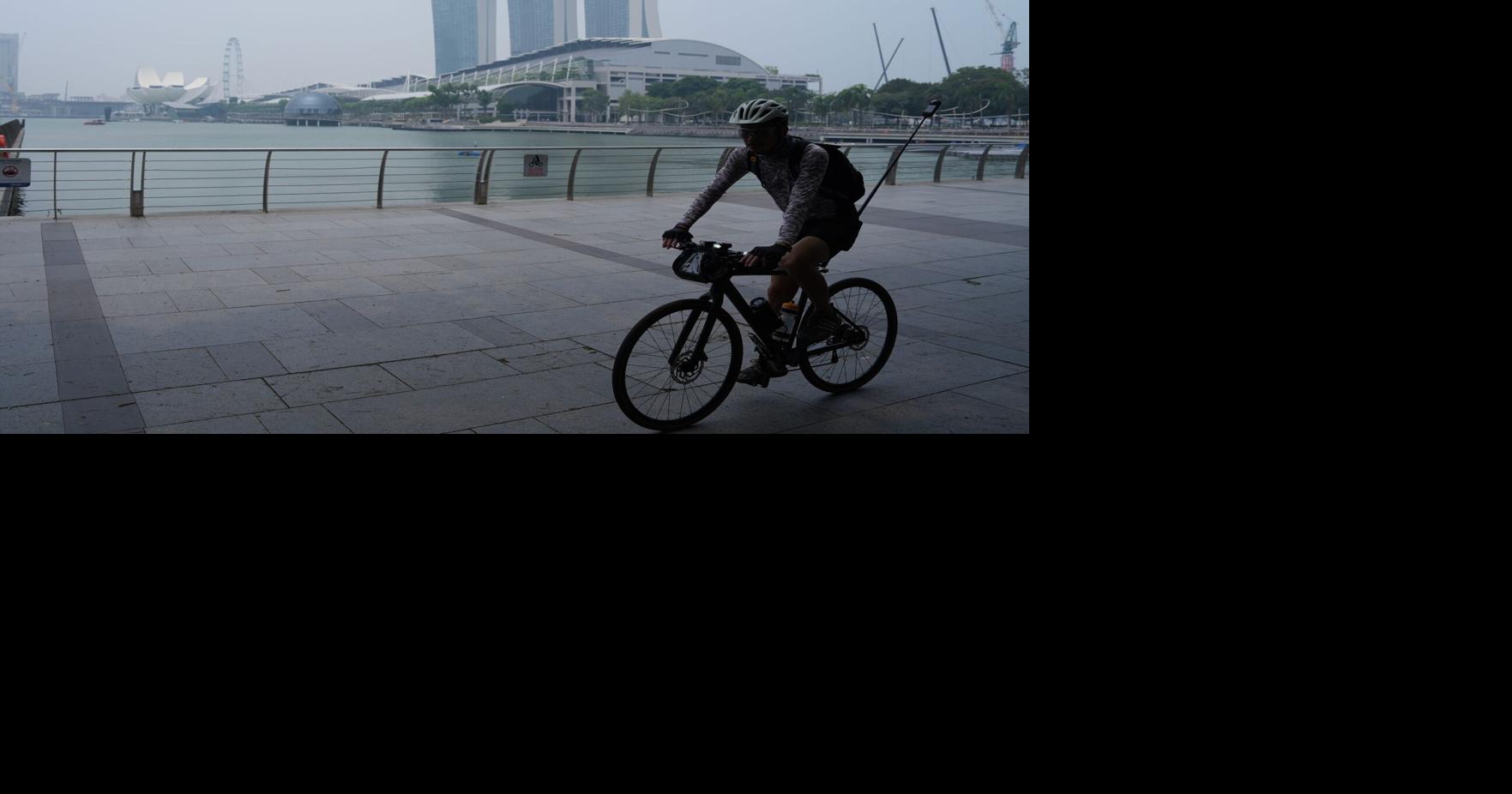Transboundary haze from Indonesian fires shrouds Singapore's Marina Bay, pushing air quality back into unhealthy range on Monday, Sept. 14, 2026.