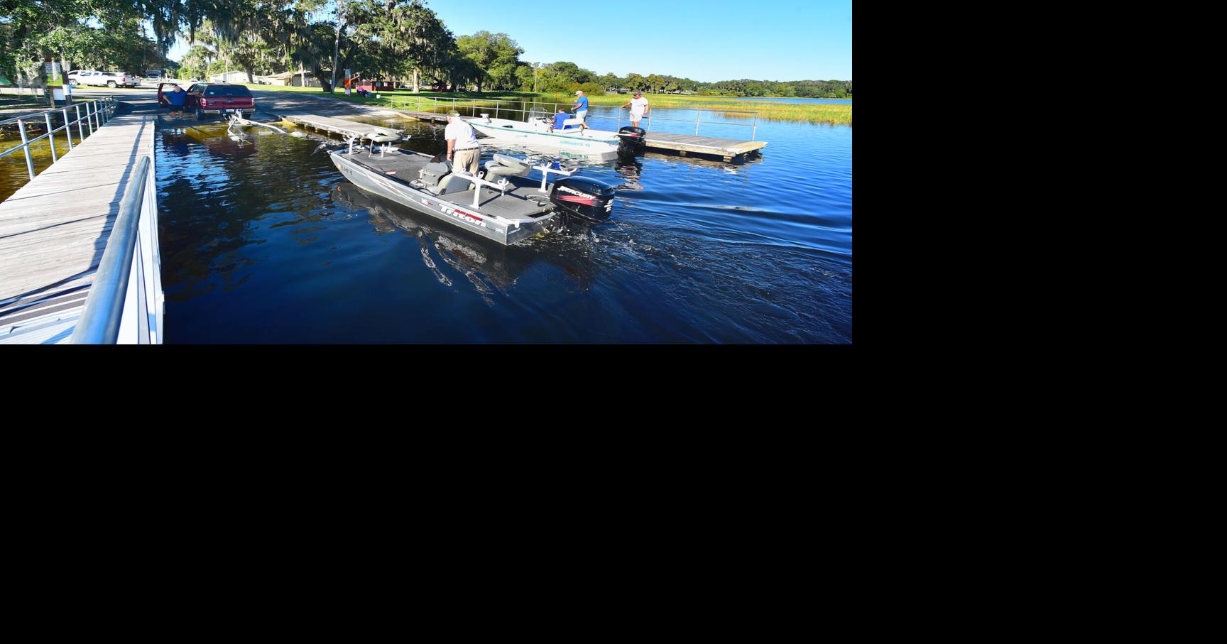 crystal river boat slip rental