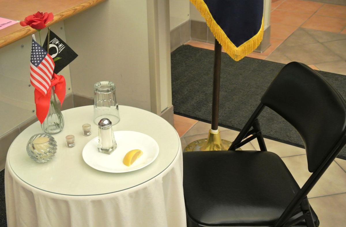 Pow Table Setting : Pow Table Setting & Script ... Sc 1 St The DrillMaster / The table serves as the focal point of ceremonial remembrance, originally growing out of us concern of the vietnam war pow/mias.