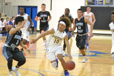 Boys Hoops Teams Look To Vie For District Glory Sports