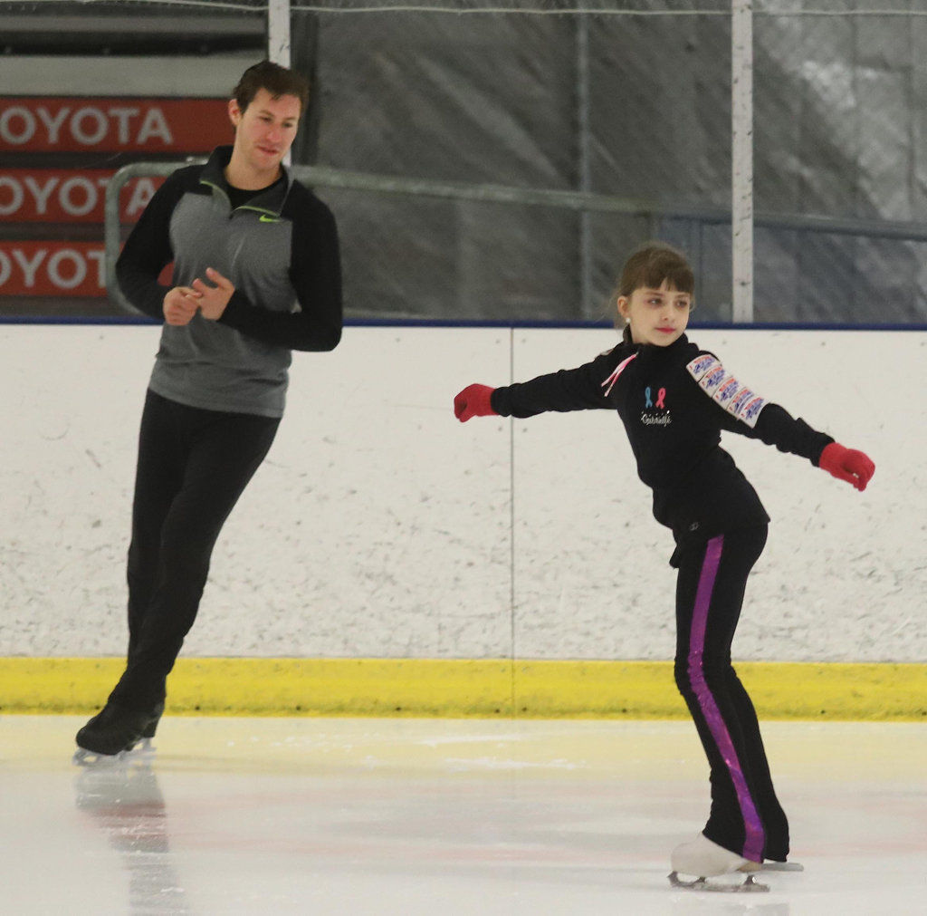 PHOTOS Olympic figure skater comes to Wilkes Barre Sports