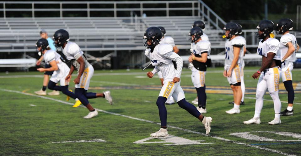 COLLEGE FOOTBALL Wilkes heads to nationally ranked Delaware Valley