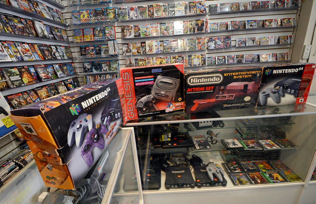 retro video games store