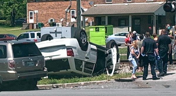 Minor Injury Reported Following Rollover Crash Local News Citizentribune Com