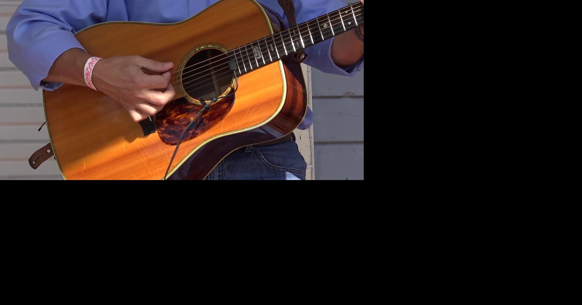 Meet Dollywood's Smoky Mountain String Band