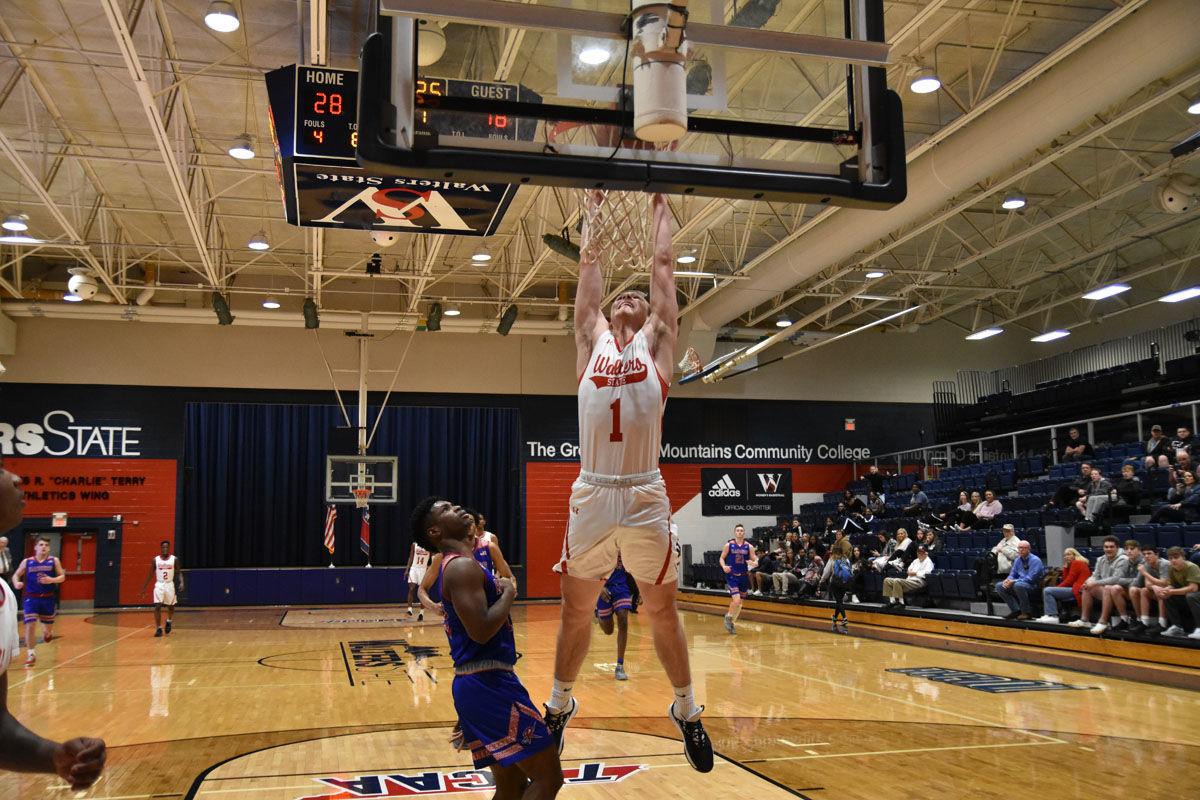 Senators Survive Roane State Comeback Win 88 86 In Ot Local