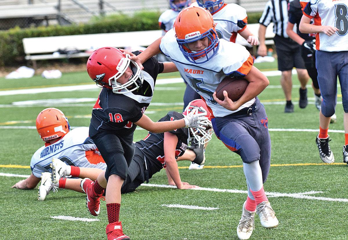 Maury Holds Off West View In First Road Game Local Sports Citizentribune Com