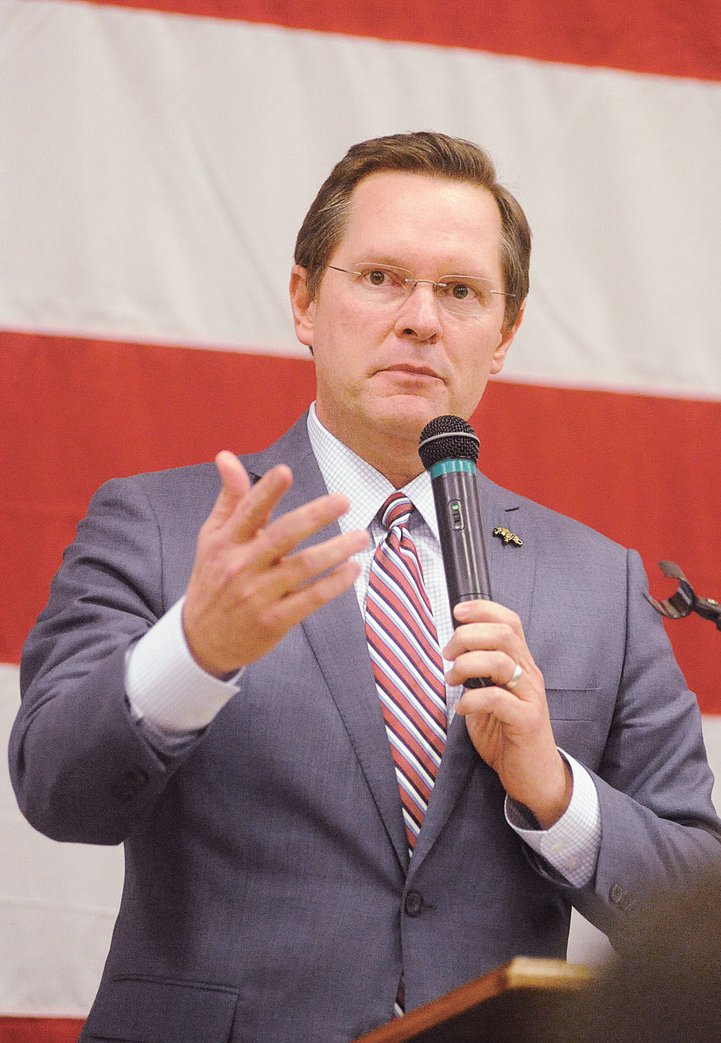 Sexton speaks at Republican event