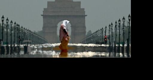 India orders school water bells to beat heat