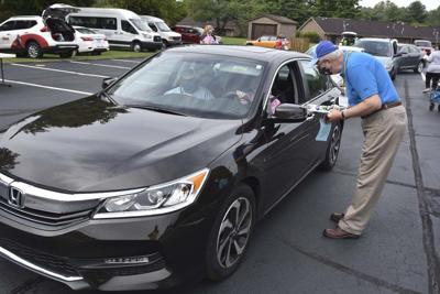Senior Center Hosts Drive By Celebration News Citizentribune Com