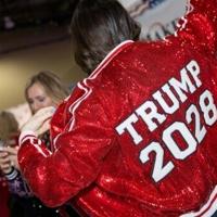 Блестки, лозунги, заговоры: внутри правой культуры в CPAC