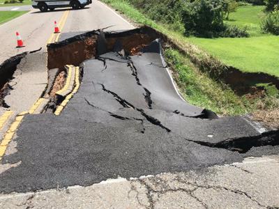 Lakeshore Drive Closed When Sinkhole Opens In Roadway Local News