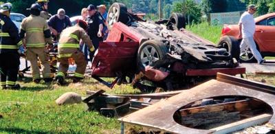 crash single injured vehicle cocke county local citizentribune assistance agencies emergency driver come number