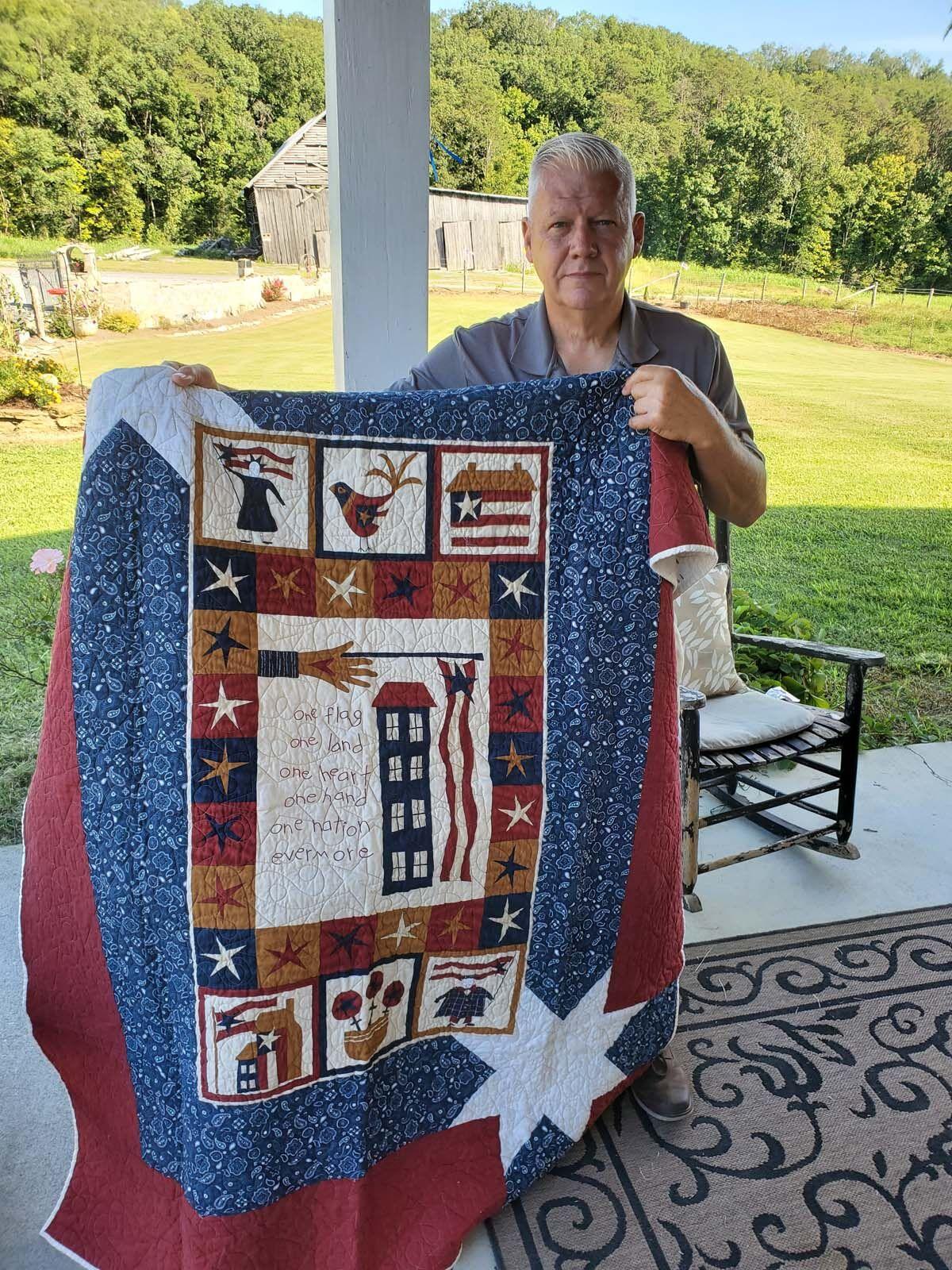 Southerland receives Quilt of Valor