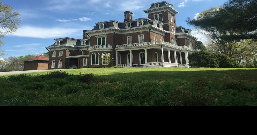 Glenmore Mansion 2022 Christmas Glenmore Mansion, A Historic Beauty | Wink Magazine | Citizentribune.com