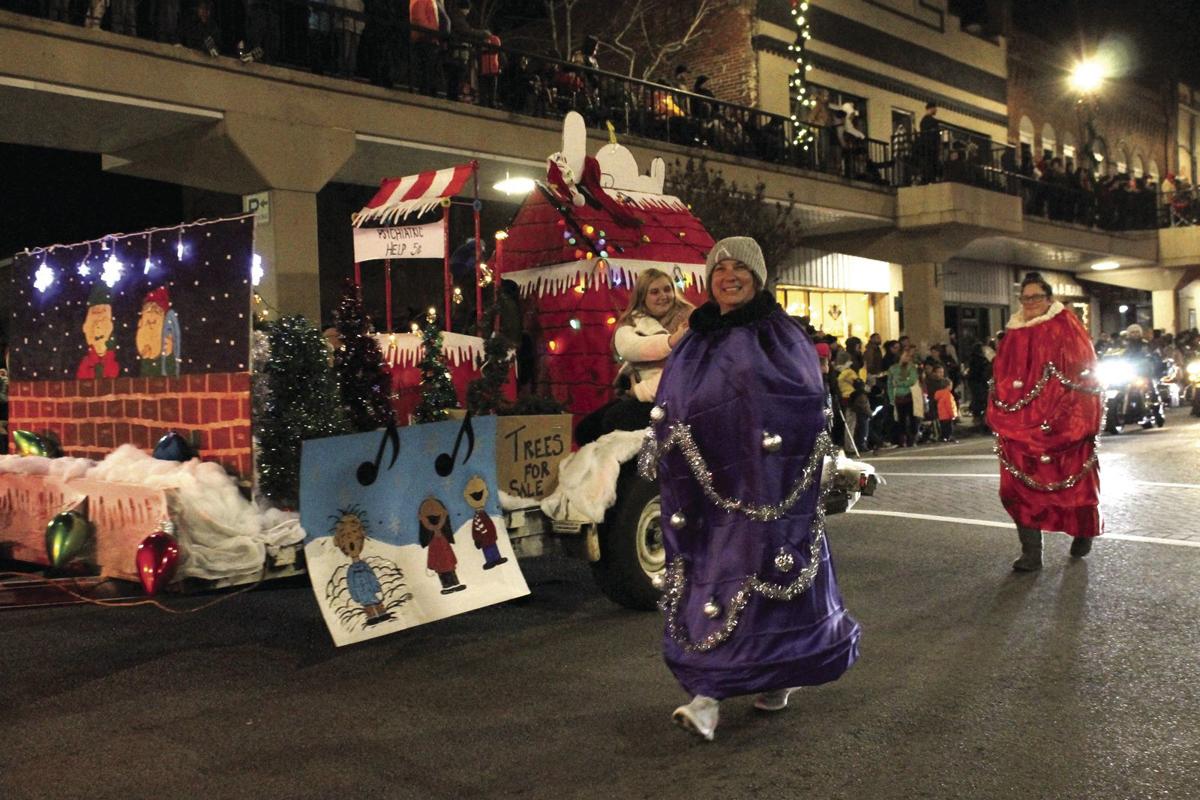 Morristown holds annual Christmas parade Lifestyles