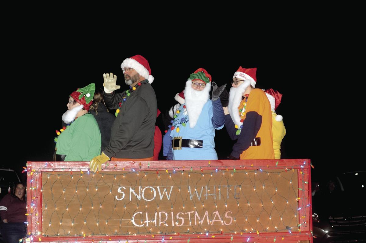 Morristown Tn Christmas Parade 2024 Twila Ingeberg