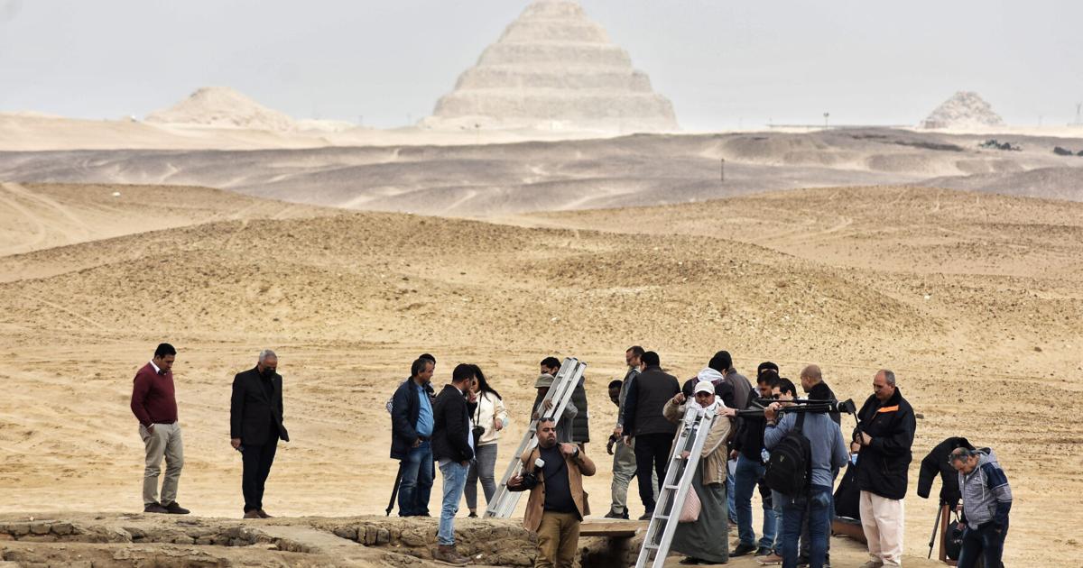 مصر تعرض المقابر القديمة المكتشفة حديثاً في سقارة |  الثقافة والترفيه