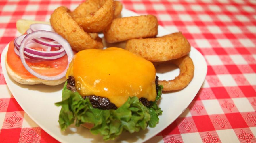 This Anthem diner is serving up classic American fare in a friendly atmosphere Eat And Drink