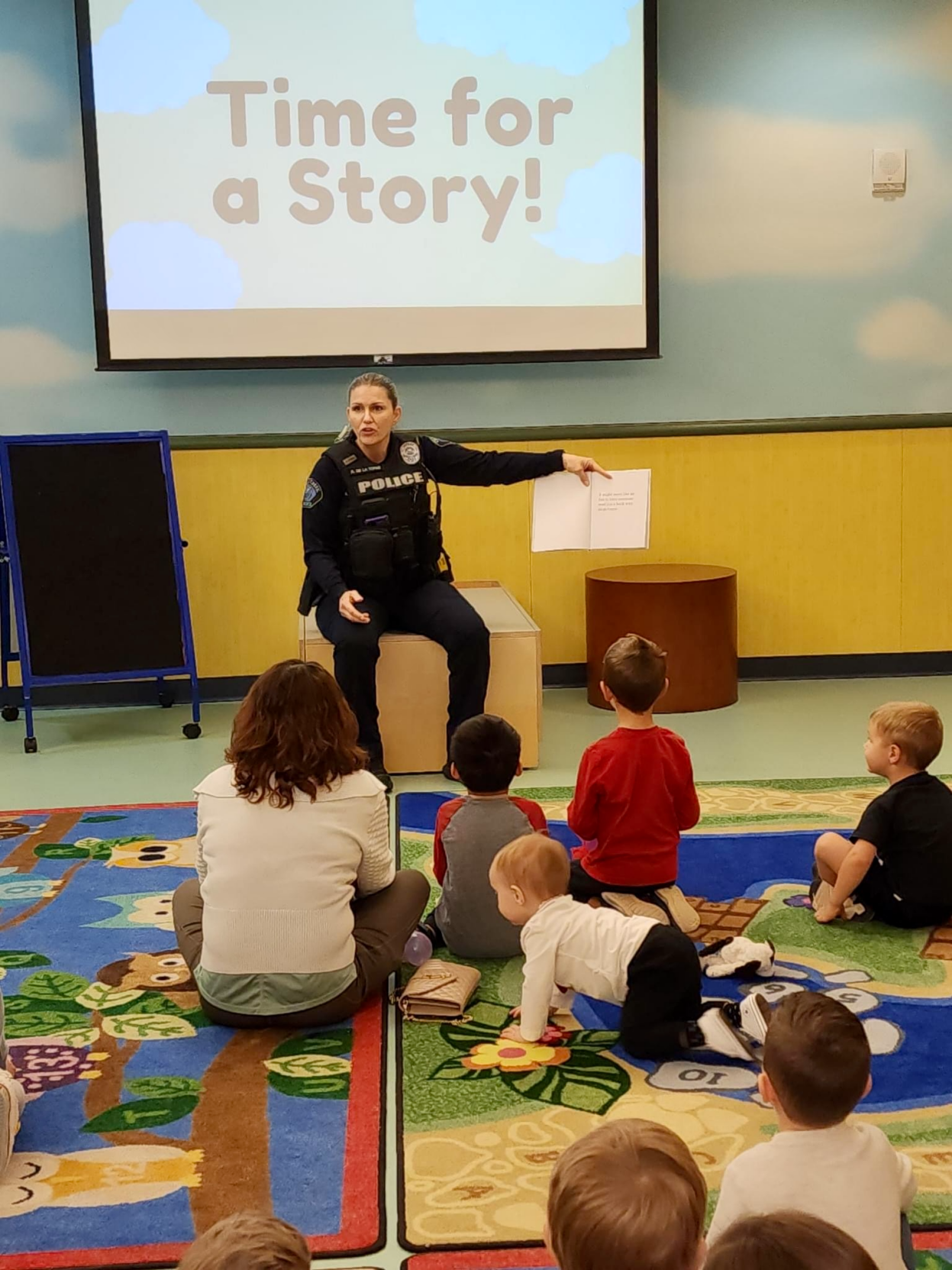 Read with a Cop in 2023 at Queen Creek Library | Local-news ...