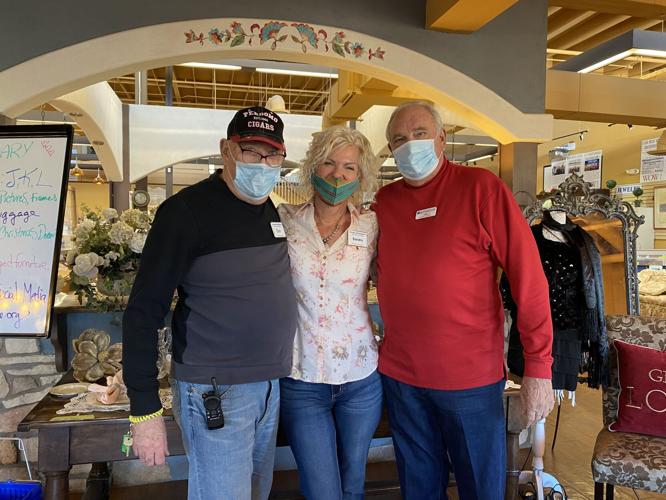 Kiwanis Marketplace in Cave Creek will extend its hours in April