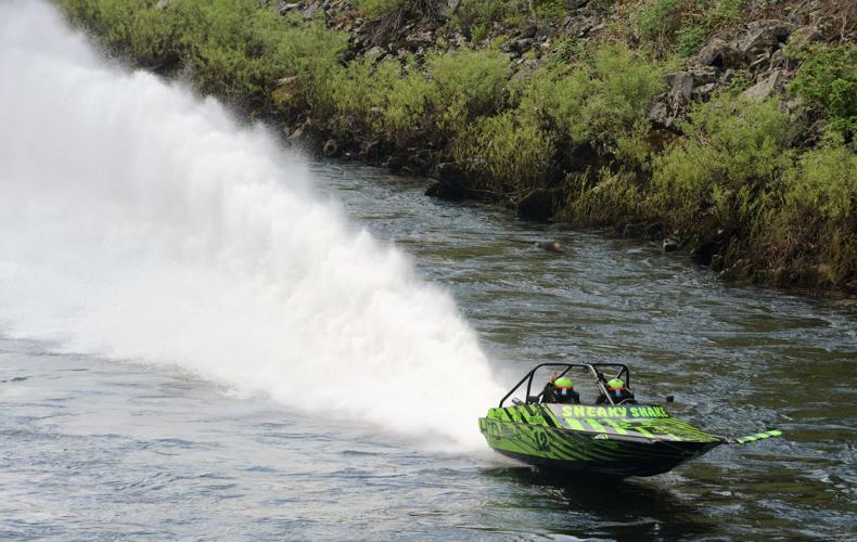 Five Run Clearwater River Rush Jet Boat Race Sports