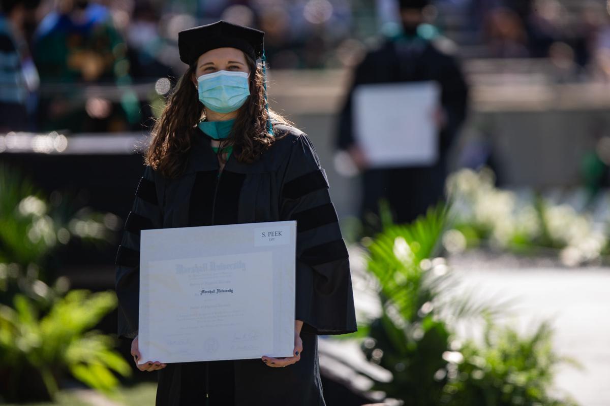20210502-hd-commencement