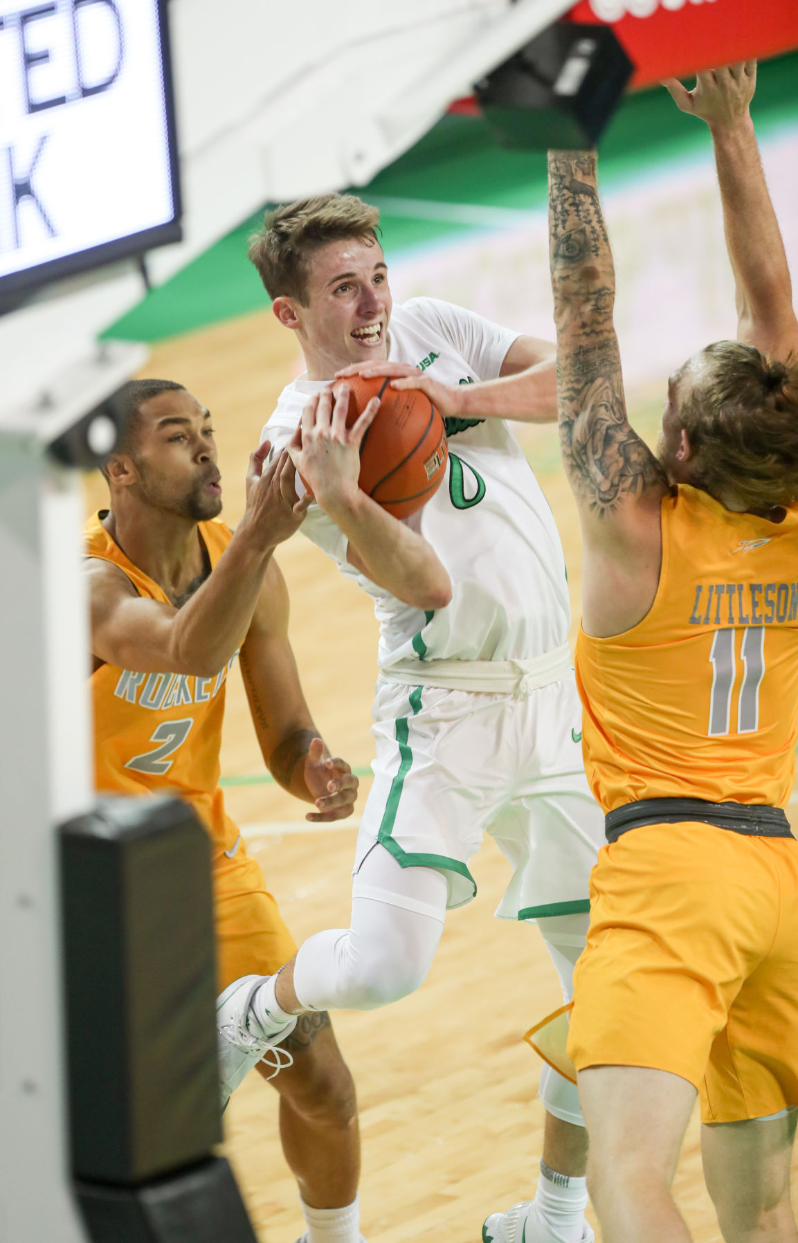 20201217 MU basketball 21.jpg