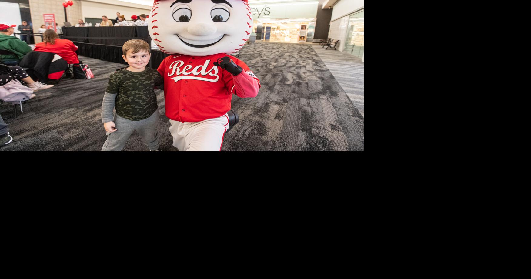 Reds Winter Caravan to visit Huntington Mall Sports