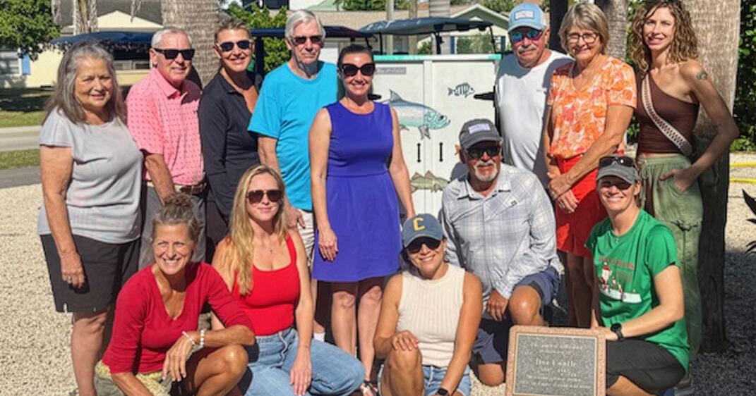 Isles of Capri Park Children’s Little Free Library Officially Open