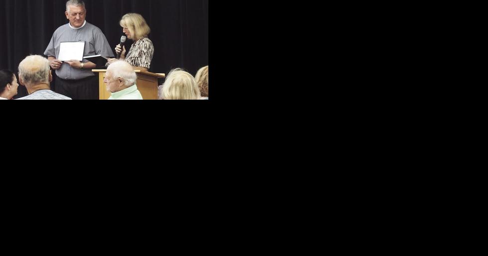 Pastor Tom Boeck Gets Heartfelt Sendoff - Vimarsana News