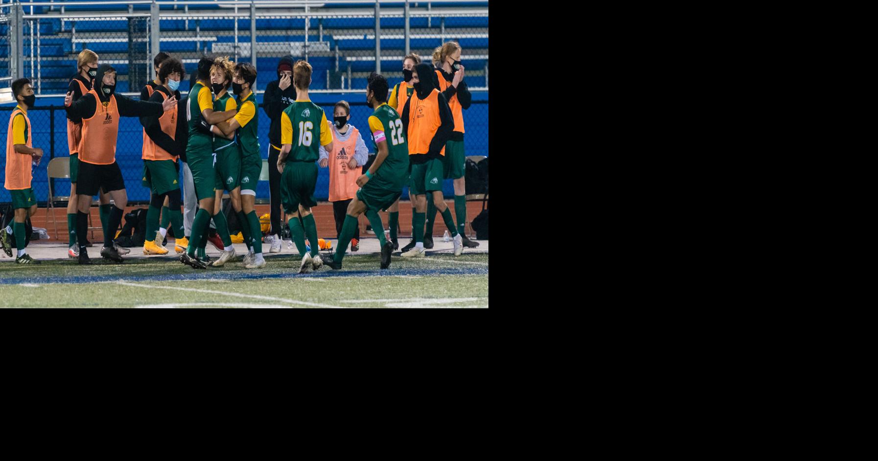 Looking Back At Ir S Diaa Division Ii Boys Soccer Title Sports Coastalpoint Com
