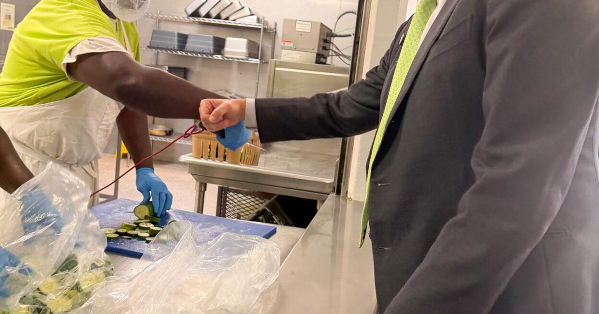 Gov. Meyer heads to SCI to talk produce