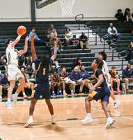 IR boys’ basketball finishes season with three-game streak