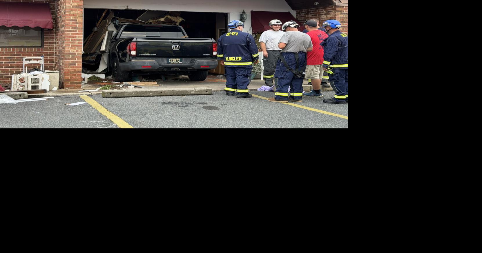 Pennsylvania woman dies after vehicle crashes into Fenwick restaurant