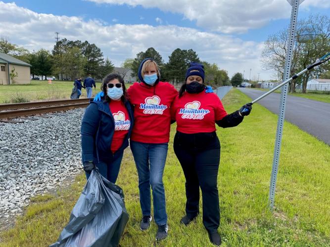 Mountaire employees help clean up in Millsboro News