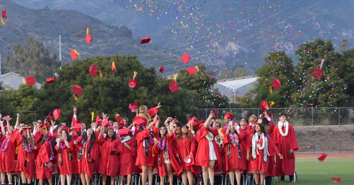 Carpinteria High School celebrates class of 2022 News