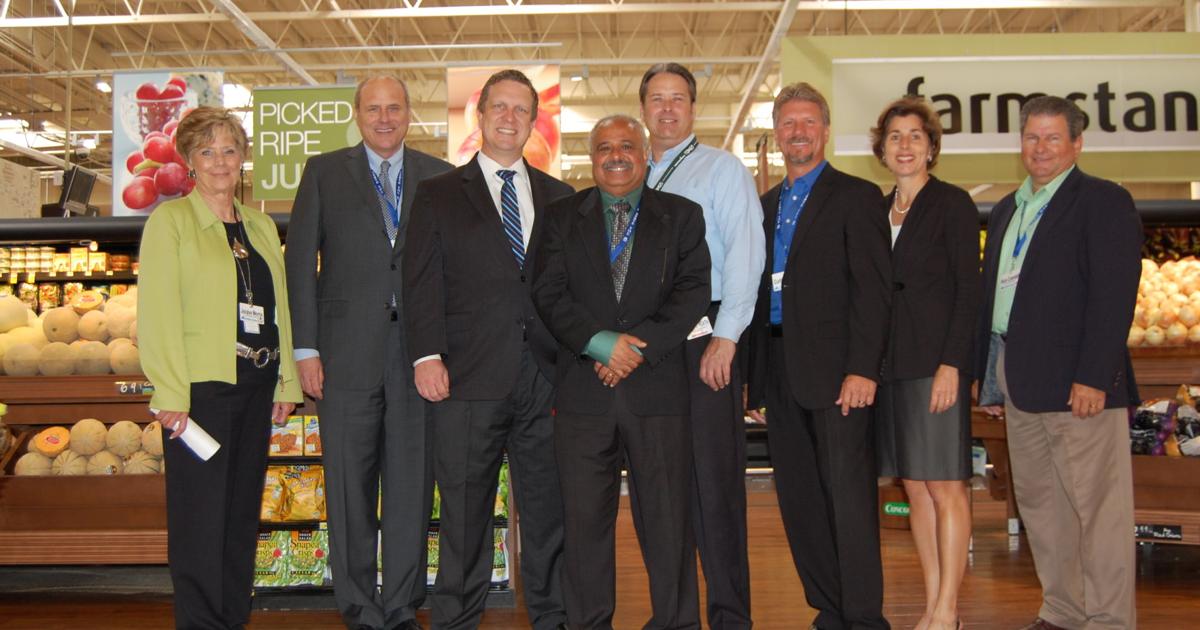 Albertsons transfers well-loved manager | News | coastalview.com