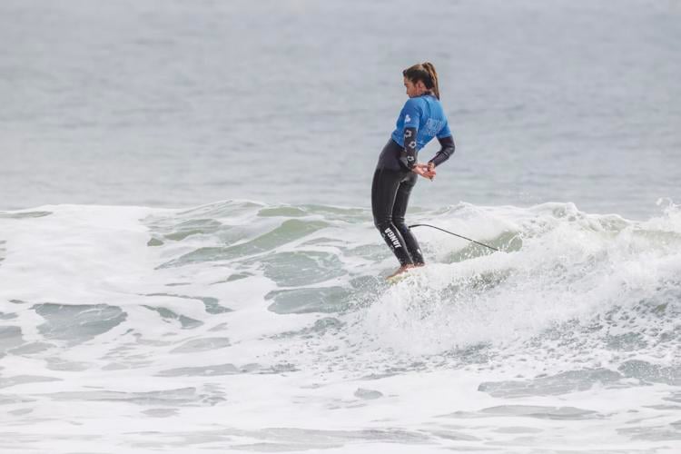 Dana Point surfer, 14, rides waves every day for two years - Pete
