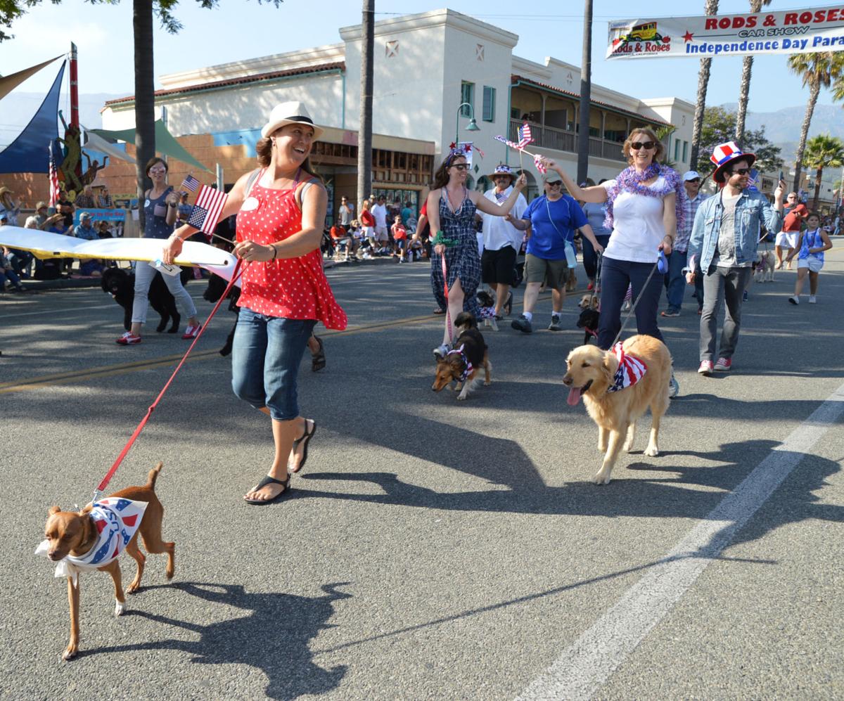 Independence Day Parade Marches Through Town News Coastalview Com