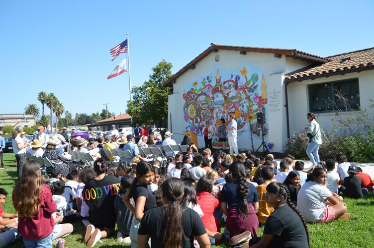 Community celebrates unveiling of Aliso Elementary mural | News ...