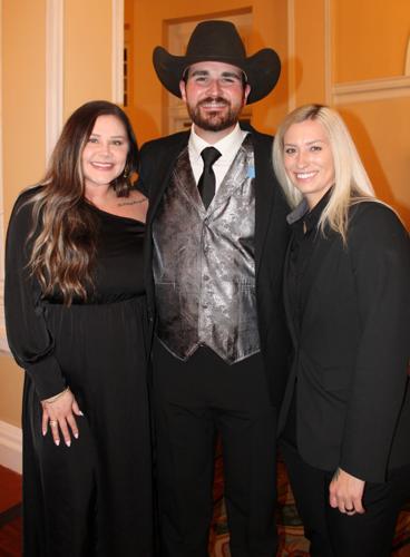 Kim Raschke Junior League Holiday Ball | Party Pics | coastmonthly.com