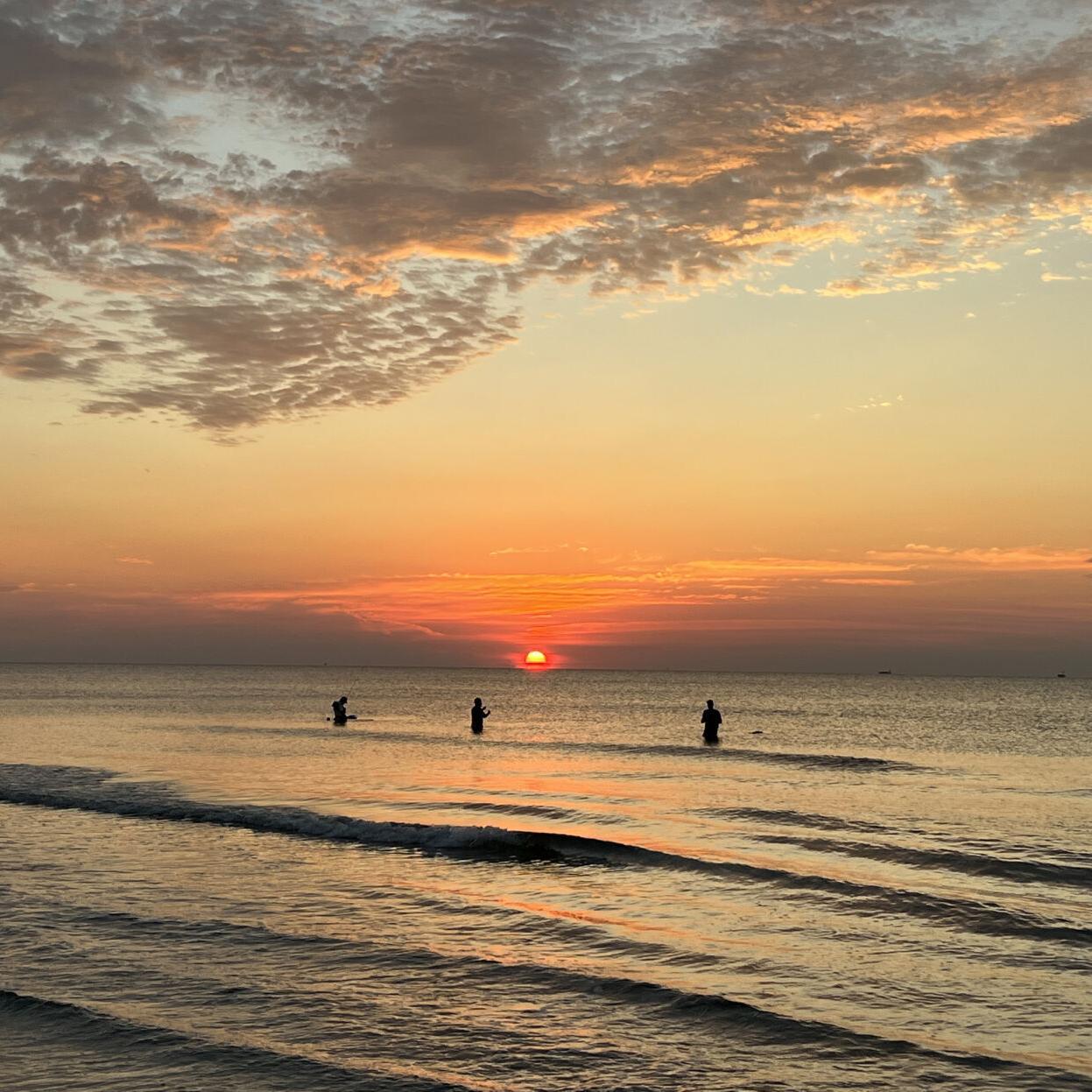 Shutterbugs | coastmonthly.com